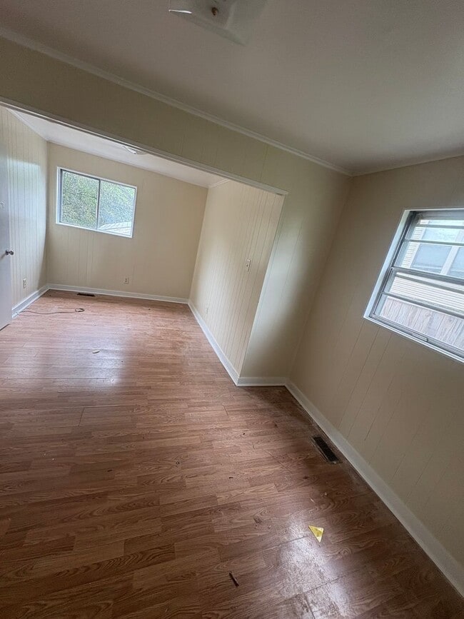 Building Photo - 3 Bedroom and 2 Bathroom home.