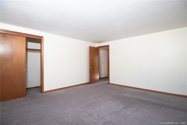 Building Photo - 2 Allspice Ln