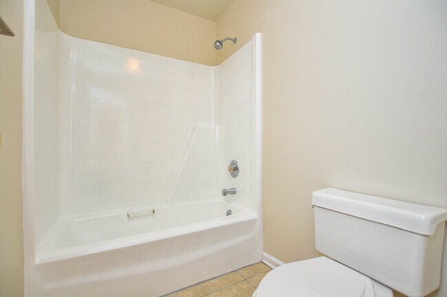 Building Photo - Primary Suite with Sauna | Finished Basement | Private Backyard Retreat | Tega Cay 3 Bedrooms | 3...