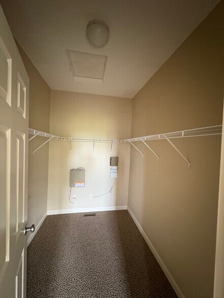 Building Photo - 2793 Acarie Dr