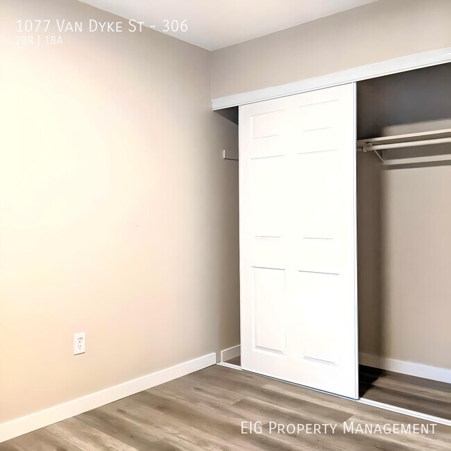 Building Photo - 1077 Van Dyke St