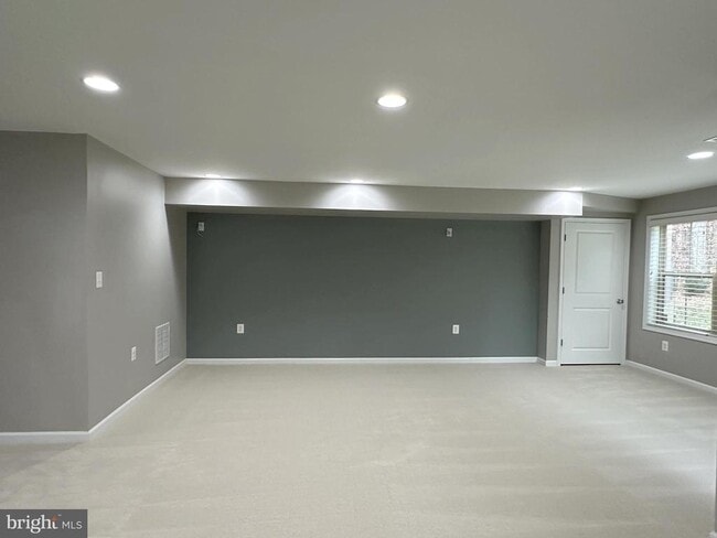 Building Photo - 23289 Tradewind Dr