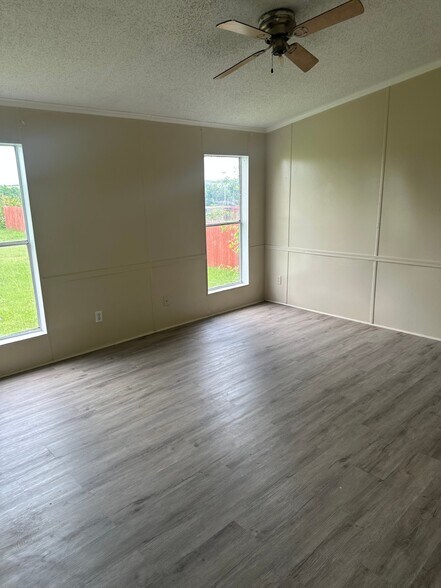 Building Photo - 3205 Eddy-Gatesville Pkwy