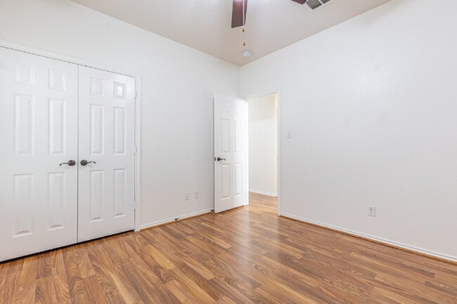 Building Photo - 7651 Mission Ledge