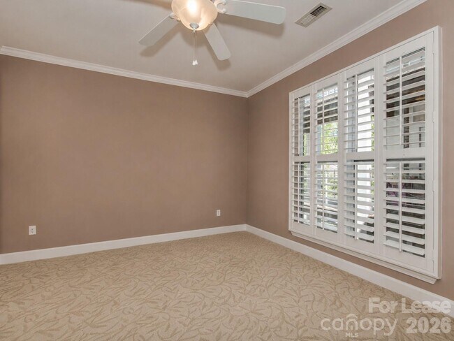 Building Photo - 18521 Harborside Dr