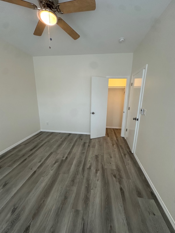 Building Photo - 2715 1/2 Alsace Ave