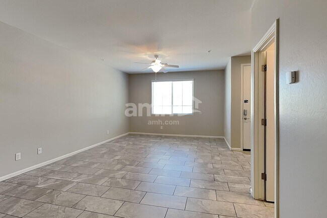 Building Photo - 20785 W Thomas Rd