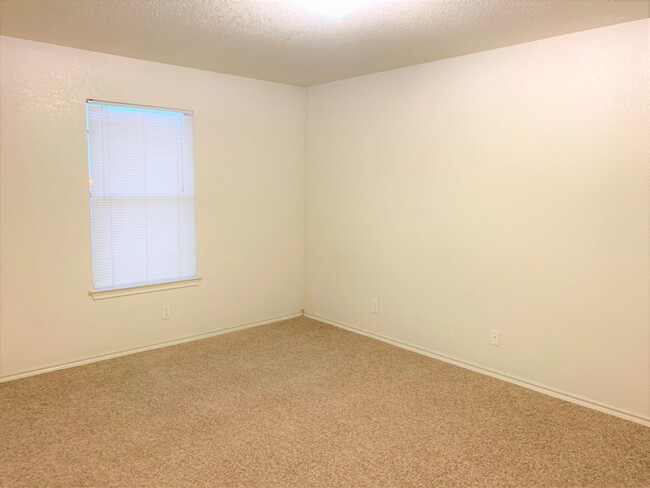 Building Photo - 411 E Central Texas Expy