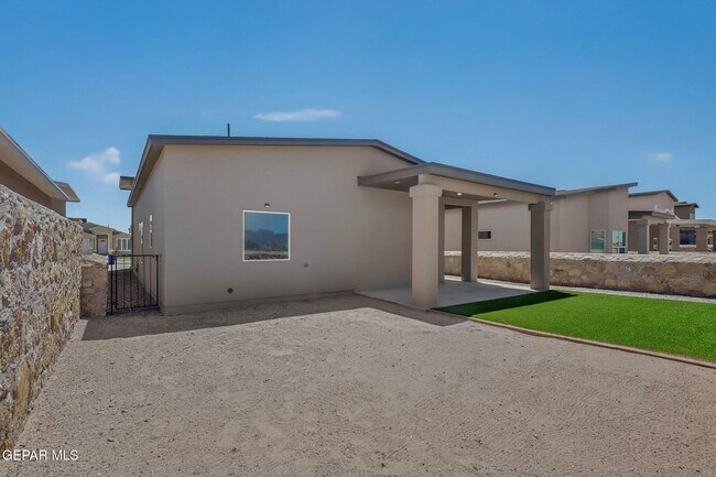 Building Photo - 12545 Cayo Norte Dr