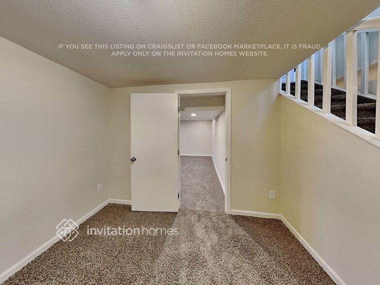 Building Photo - 4283 S Halifax Way