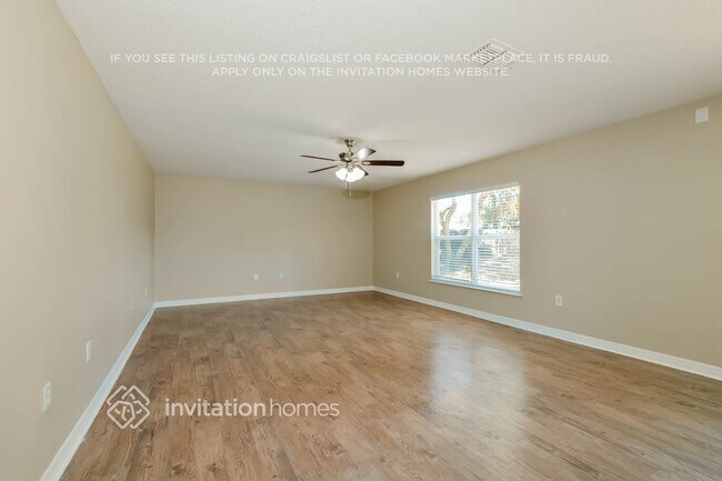 Building Photo - 1370 San Carlos Ave