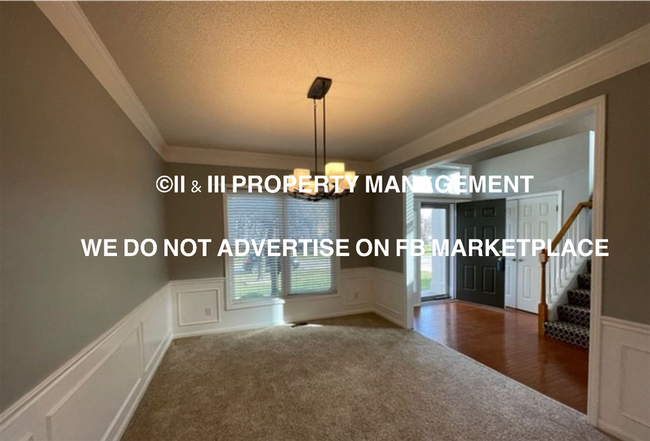 Building Photo - 15564 S Blackfeather St