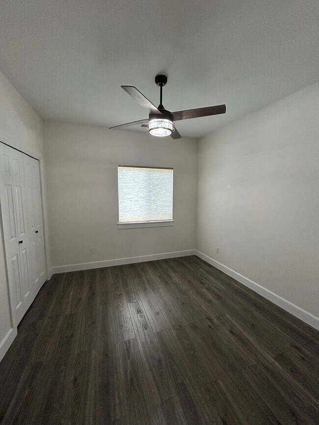 Building Photo - 6190 Forty Oaks Ln