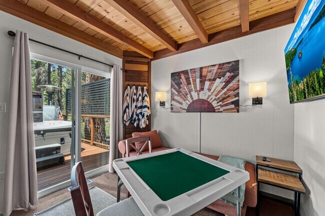 Building Photo - SKI LEASE: Hot Tub, Pet Friendly, Wood Stove