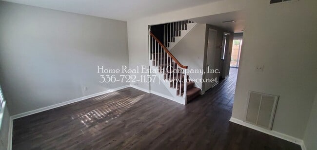 Building Photo - 1441 Brookwood Dr