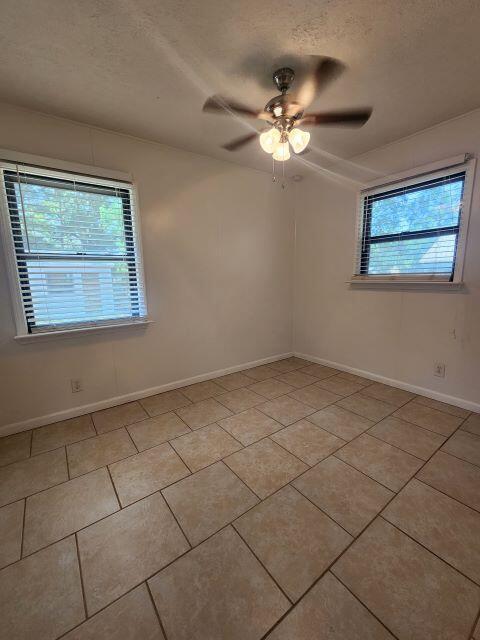 Building Photo - 311 E Glen Ave