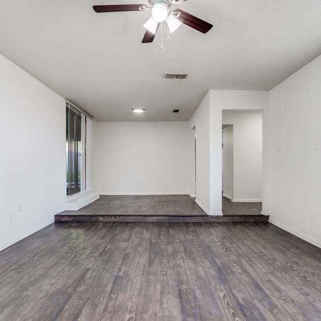 Building Photo - 5358 Wonder Dr