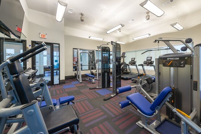 Building Photo - 1st Month FREE – Limited-Time Leasing Spec...