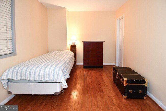 Building Photo - 4601 N Park Ave