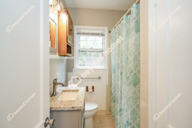 Building Photo - Charming 2-Bedroom Home in East Ridge!