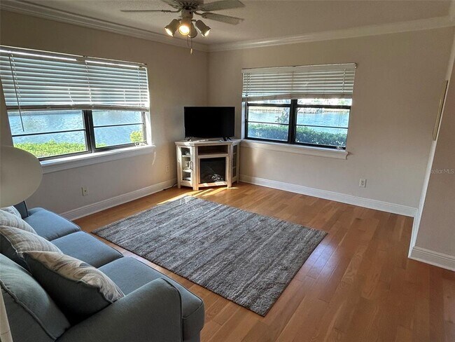 Building Photo - 608 Yardarm Dr