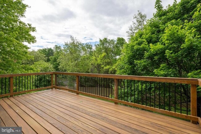 Building Photo - 7057 Sauvage Ln