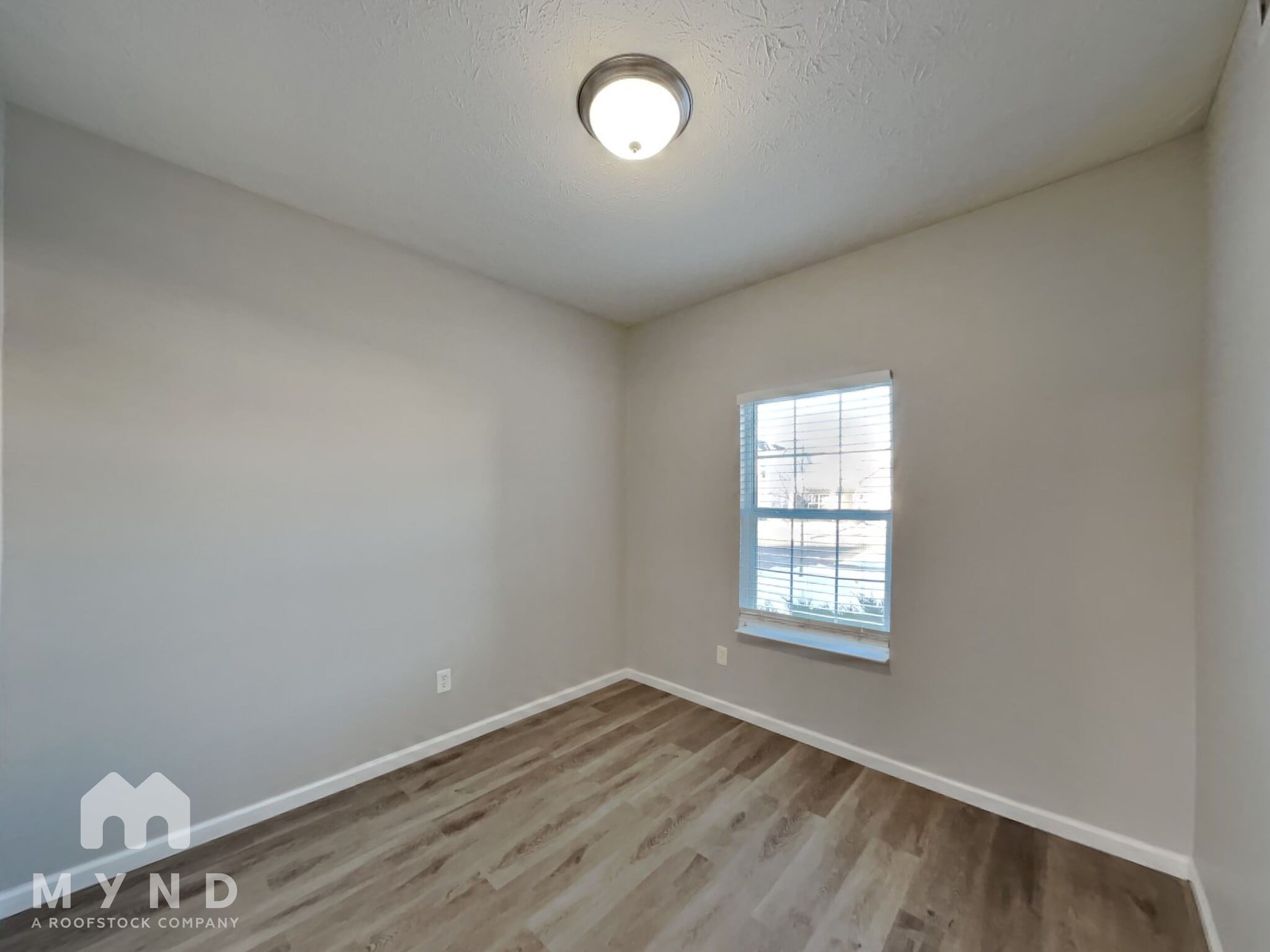 Building Photo - 1511 Danielle Rd