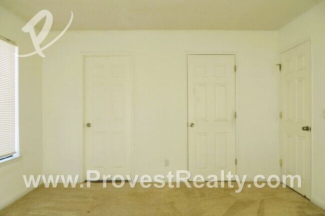 Building Photo - 3 Bed, 2 Bath Silver Lakes Home!!!