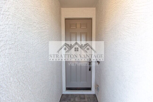 Building Photo - 13413 W Tether Trail