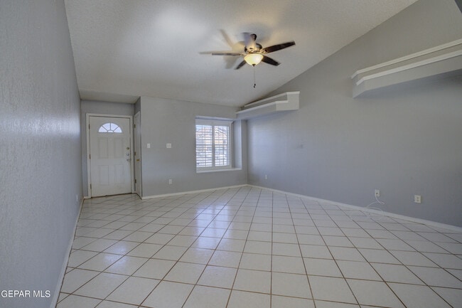 Building Photo - 3404 Rosinie Rose Pl