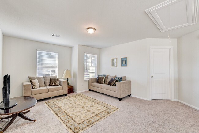 Building Photo - 18624 Birch Orch Ct