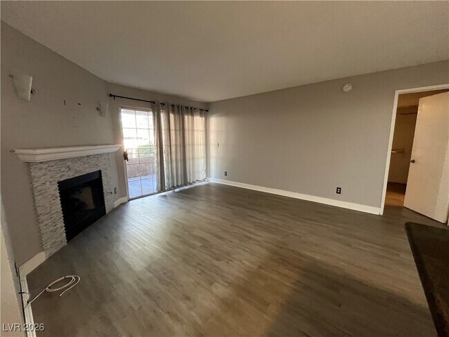 Building Photo - 2200 S Fort Apache Rd