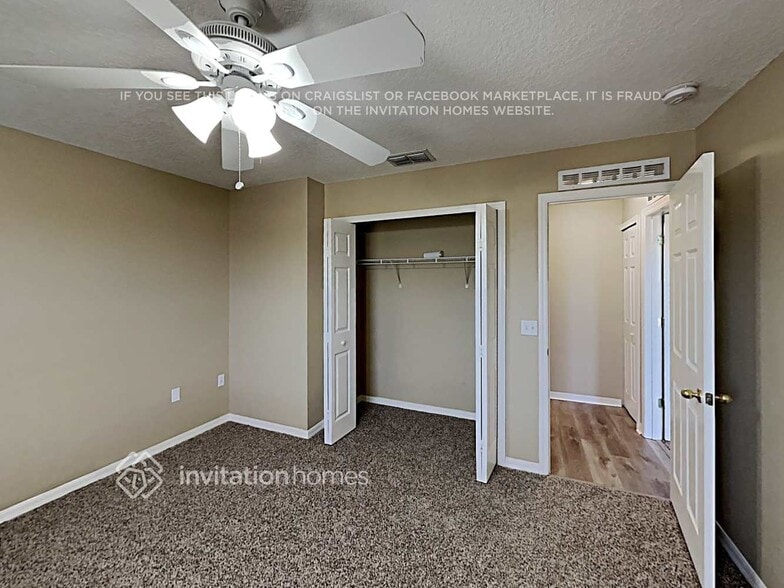 Building Photo - 13501 Mango Bay Dr