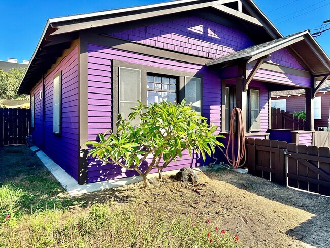 Building Photo - Beautiful Historic House in University Heights