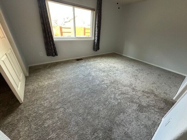 Building Photo - 17597 Grand Valley Ct