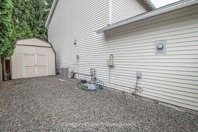 Building Photo - 4825 138th St SE