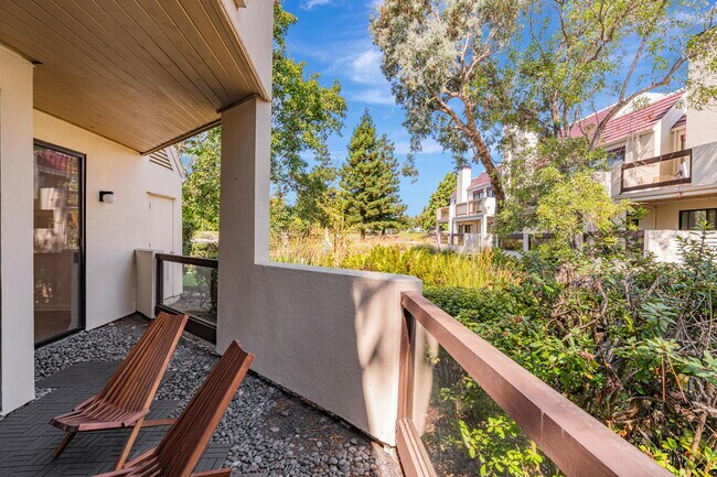 Building Photo - 103 Shorebird Cir