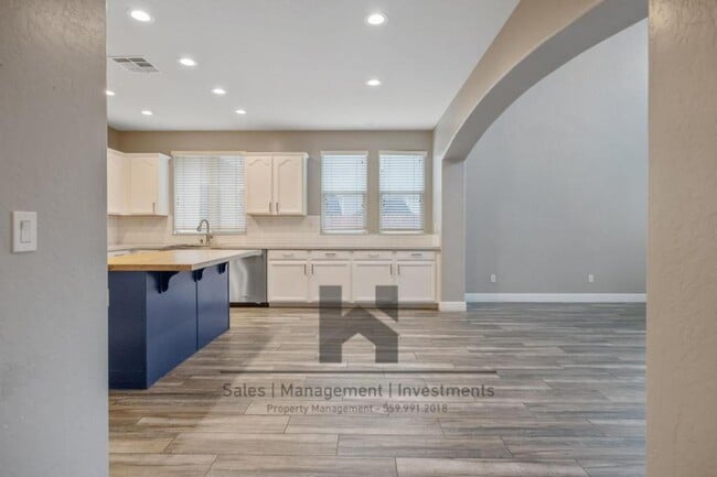 Building Photo - 3169 Brickfield Ave