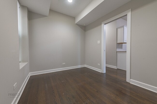 Building Photo - 4934 N Albany Ave