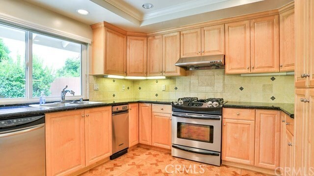 Building Photo - 2922 Aduana Dr