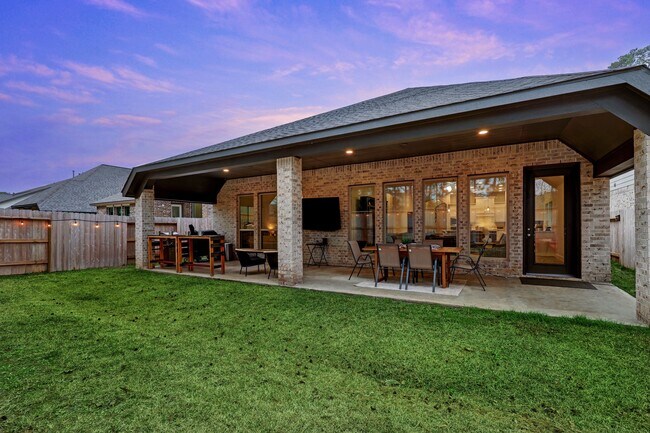 Building Photo - 804 Fall Rock Branch Dr