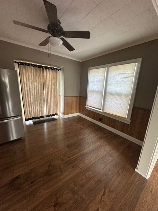 Building Photo - 25 Meech Park