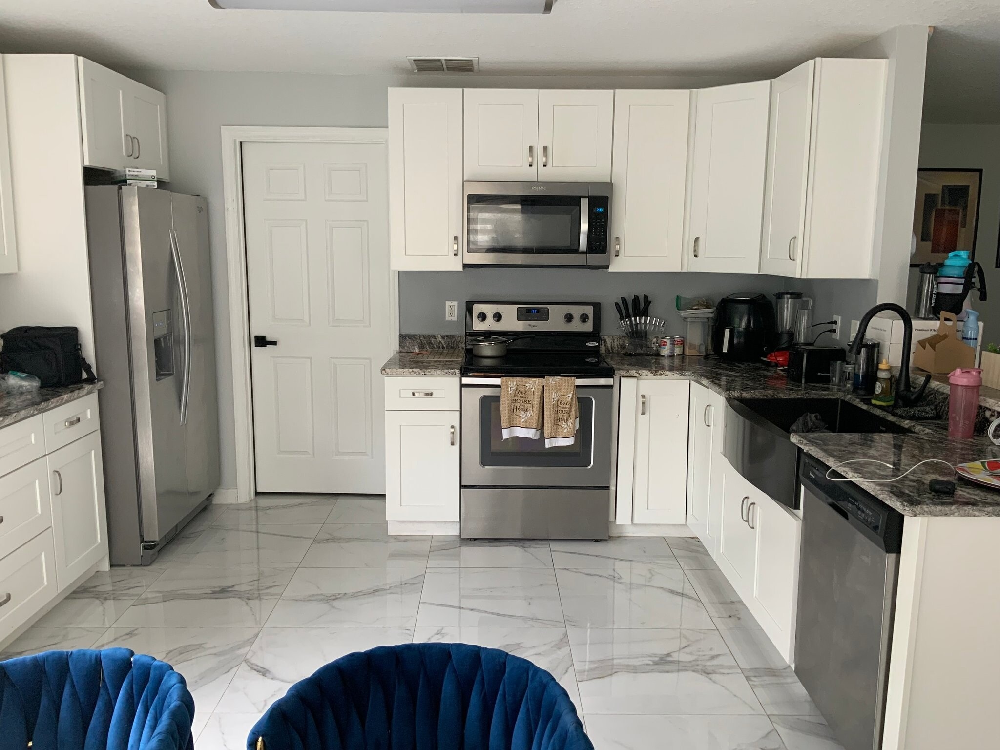 Building Photo - 180 Walnut Crest Run