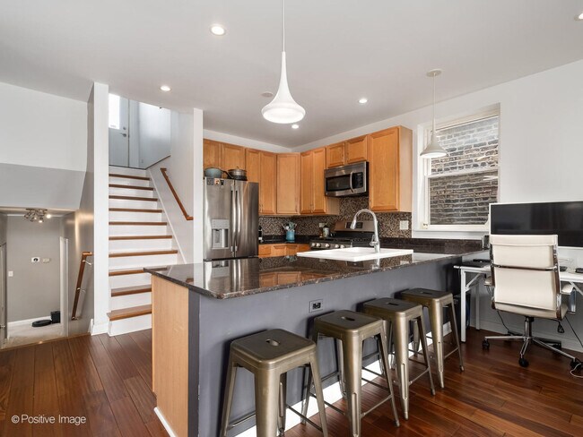 Building Photo - 3502 W Diversey Ave