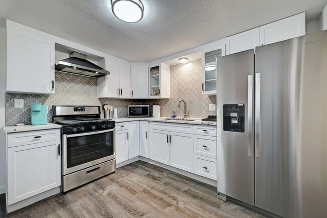 Building Photo - 5210 Rogers Ln