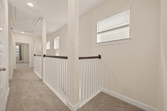 Building Photo - 11413 Velvet Fld Dr