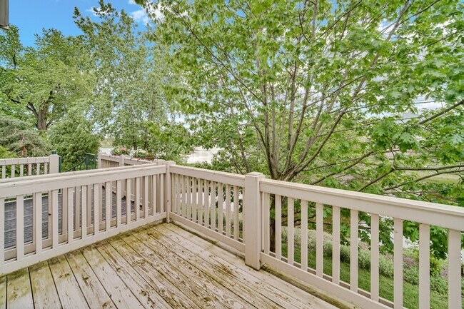 Building Photo - 439 Bay Tree Cir