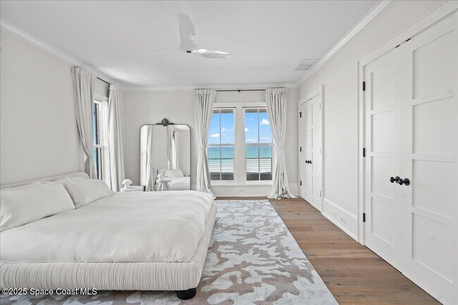 Building Photo - 5525 Jimmy Buffett Mem Hwy