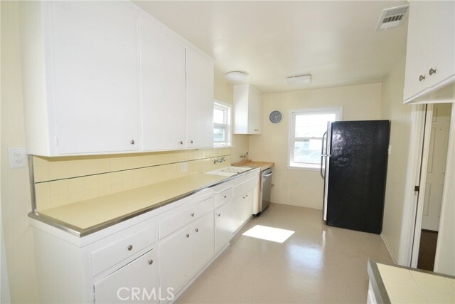 Building Photo - 21510 Ellinwood Dr