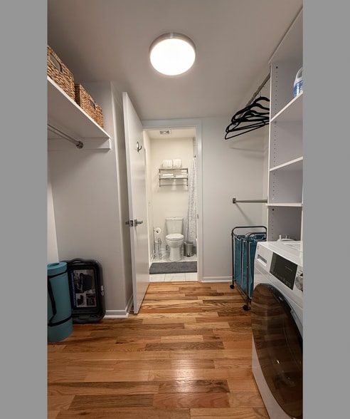 Walk-In/Walk-Through Closet w/ Washer Dryer - 515 Basswood Ave